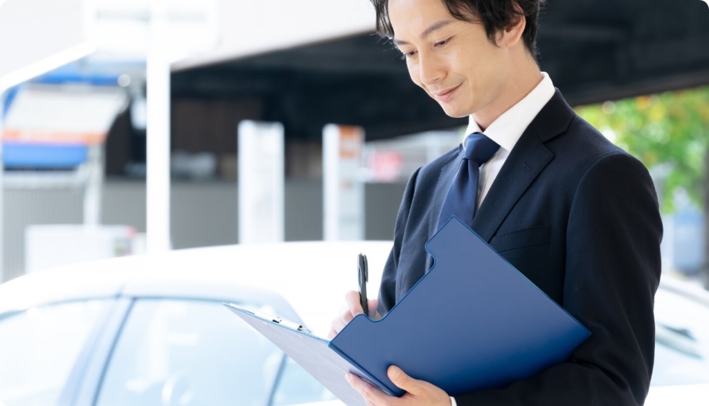 お客様をヒアリングするPIAAの社員